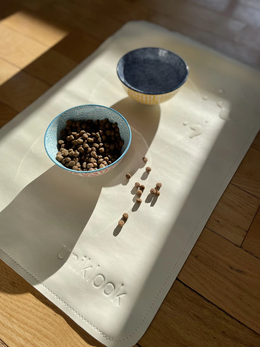 Tapis blanc + suède mini Uniklook - La niche&amp;moi