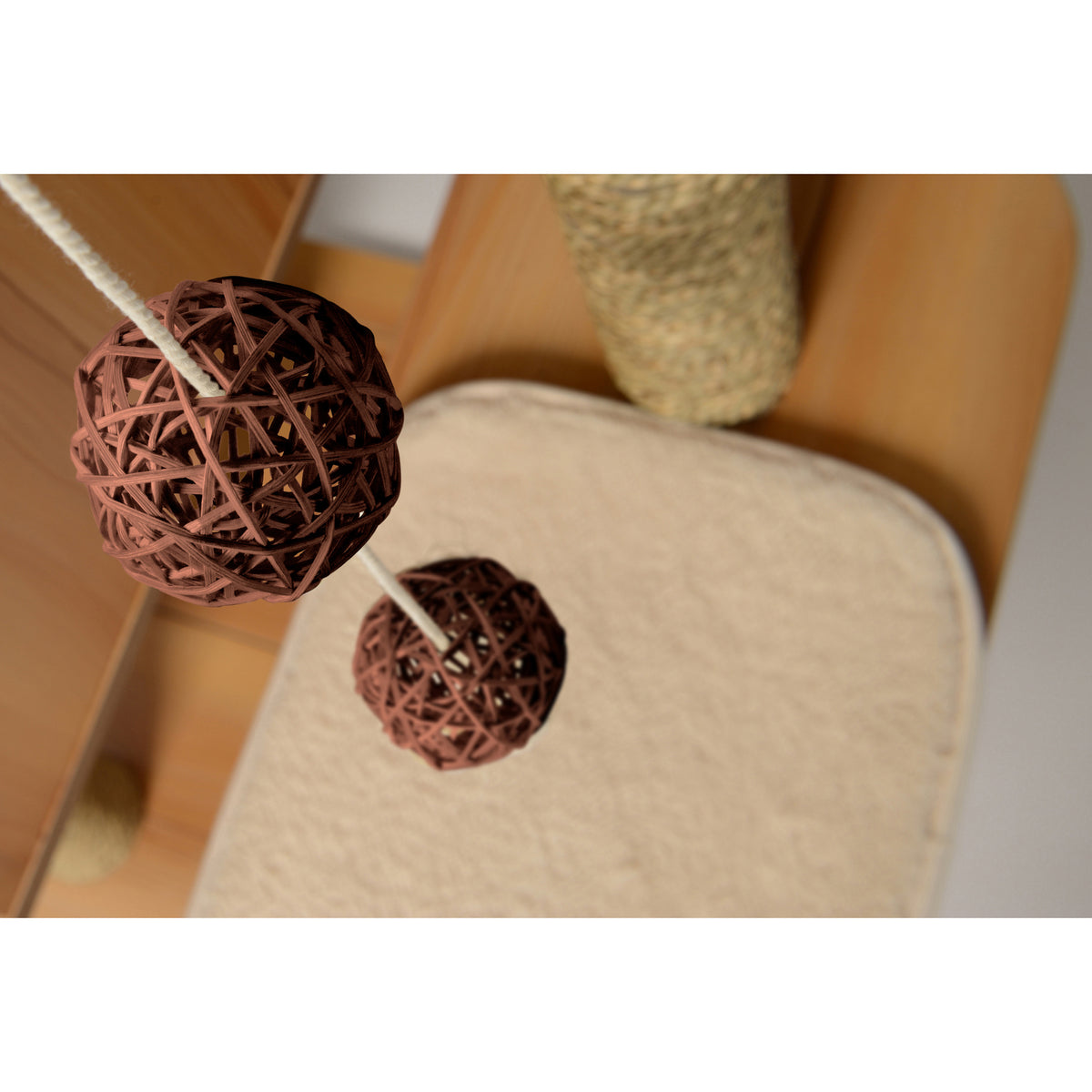 Meuble V-High Base Vesper, noyer, 56 x 56 x 121,5 cm - La niche&amp;moi