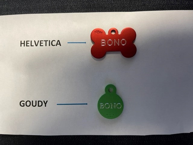 Médaille Bow Tie Rouge (inscription sur 1 côté seulement) - La niche&amp;moi